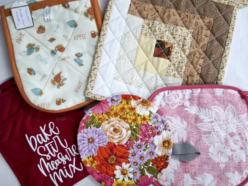 oven mitts and holders